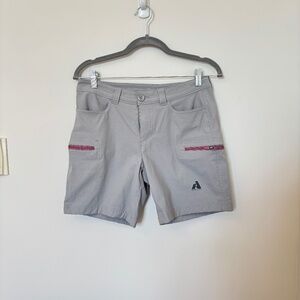 Eddie Bauer Women’s First Ascent Shorts Size 6 Gray